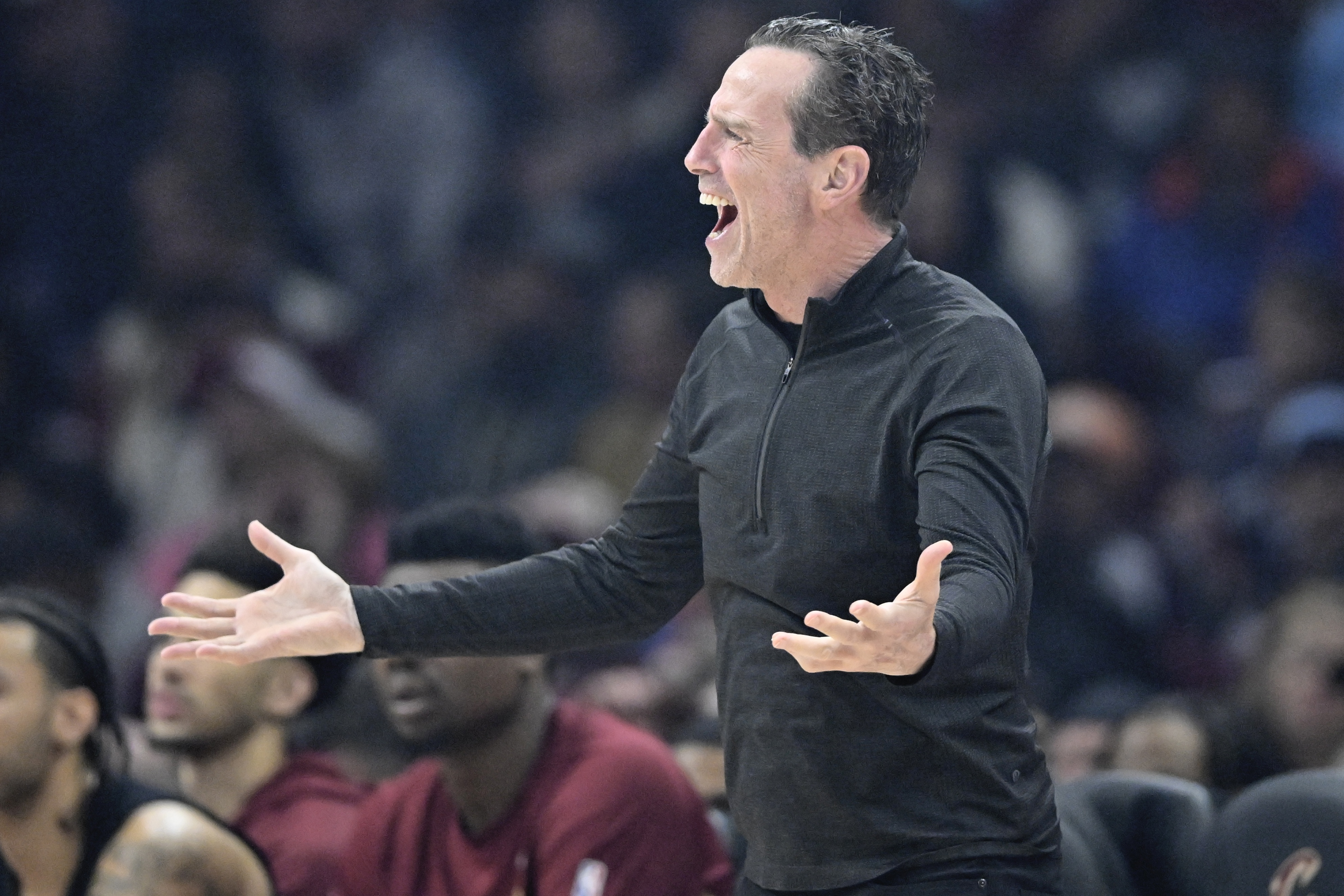 乐鱼体育下载-阿特金森:魔术在禁区24中20还有37次罚球 我们这种防守不可能赢