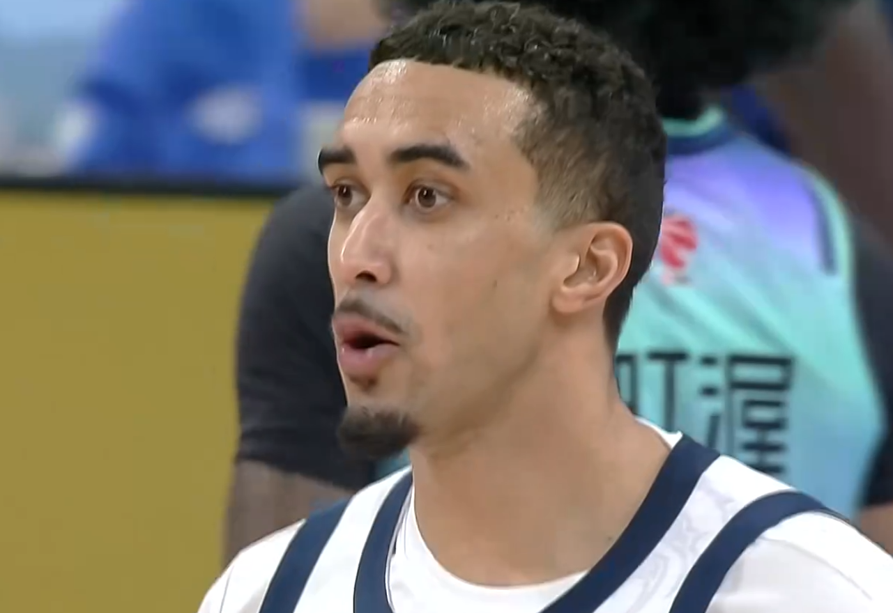 乐鱼体育官方网站-广东104-113上海!球员评分:3人满分,2人良好,2人不合格